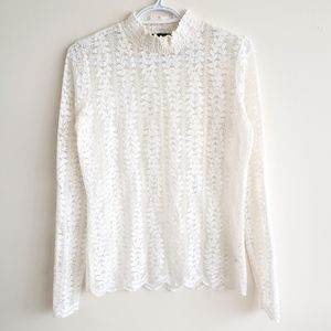 Dynanite White Long-sleeved Top